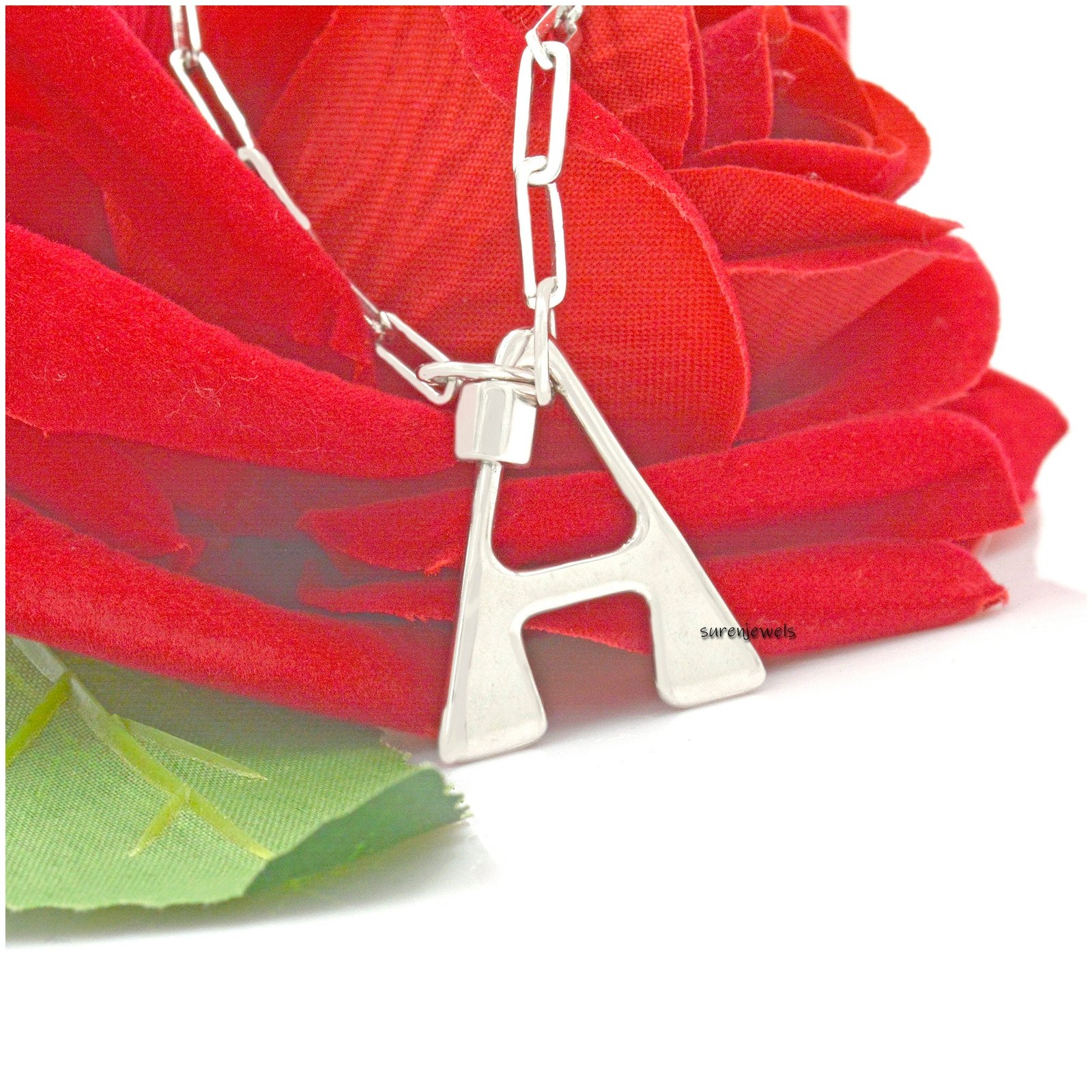 925 Silver Initial Lock Necklace: Personalized Letter Carabiner - View 3 - Suren Jewels | SKU: SJC88-SLYG-F-N47-18I-925 925 Silver Initial Lock Necklace: Personalized Letter Carabiner - View 3 - Suren Jewels | SKU: SJC88-SLYG-F-N47-18I-925