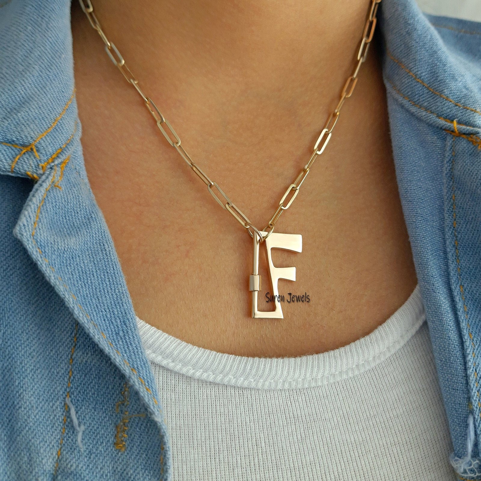 925 Silver Initial Lock Necklace: Personalized Letter Carabiner - View 6 - Suren Jewels | SKU: SJC88-SLYG-F-N47-18I-925 925 Silver Initial Lock Necklace: Personalized Letter Carabiner - View 6 - Suren Jewels | SKU: SJC88-SLYG-F-N47-18I-925