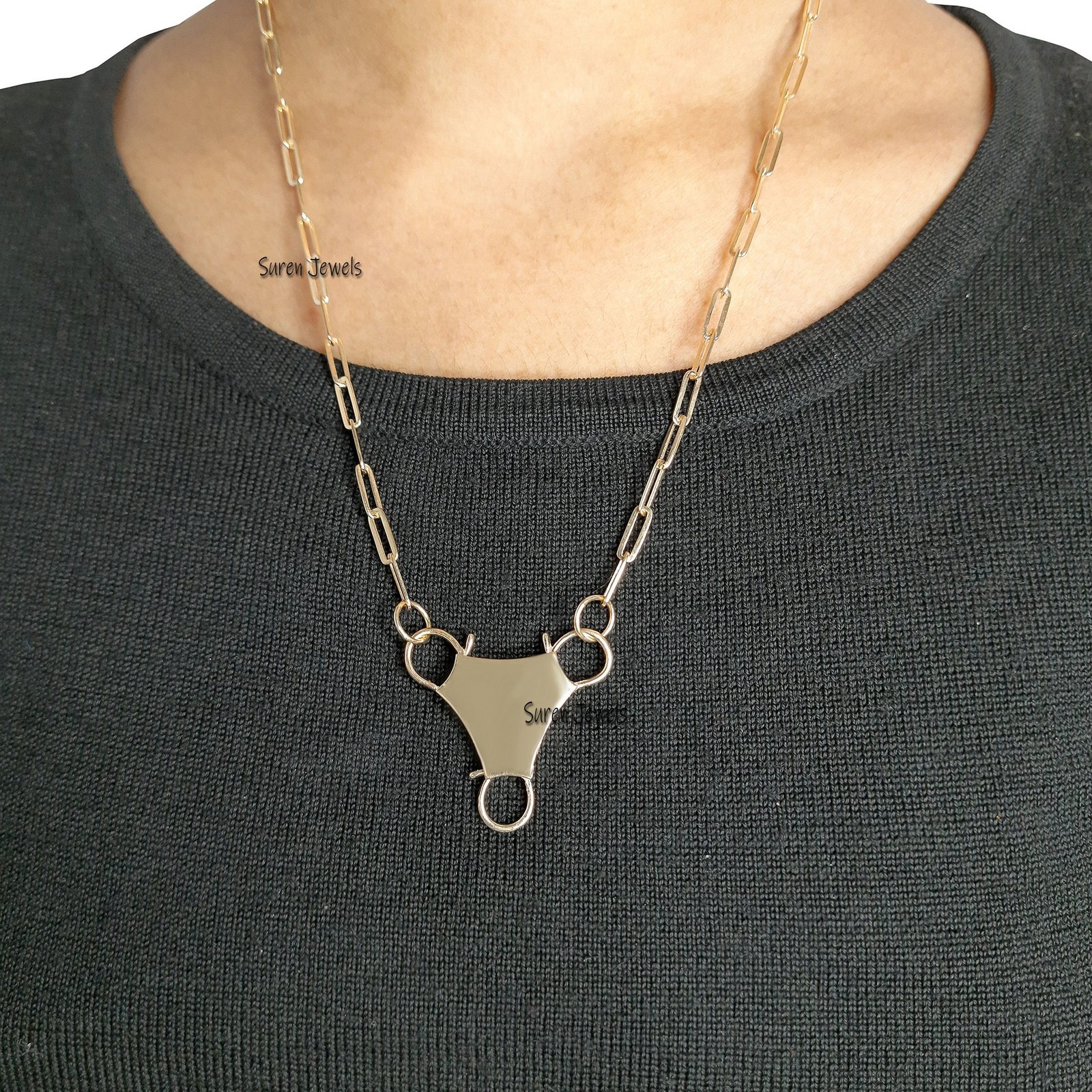 925 Silver Openable Padlock Pendant: Antique Style Jewelry (30MM) - View 4 - Suren Jewels | SKU: SJP547-SLYG-N47-18I 925 Silver Openable Padlock Pendant: Antique Style Jewelry (30MM) - View 4 - Suren Jewels | SKU: SJP547-SLYG-N47-18I
