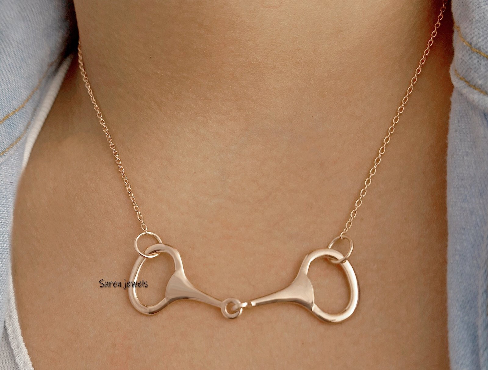925 Silver Snaffle Bit Necklace: Equestrian Charm - Suren Jewels | SKU: SJN28-SLRG-18I-925 925 Silver Snaffle Bit Necklace: Equestrian Charm - Suren Jewels | SKU: SJN28-SLRG-18I-925