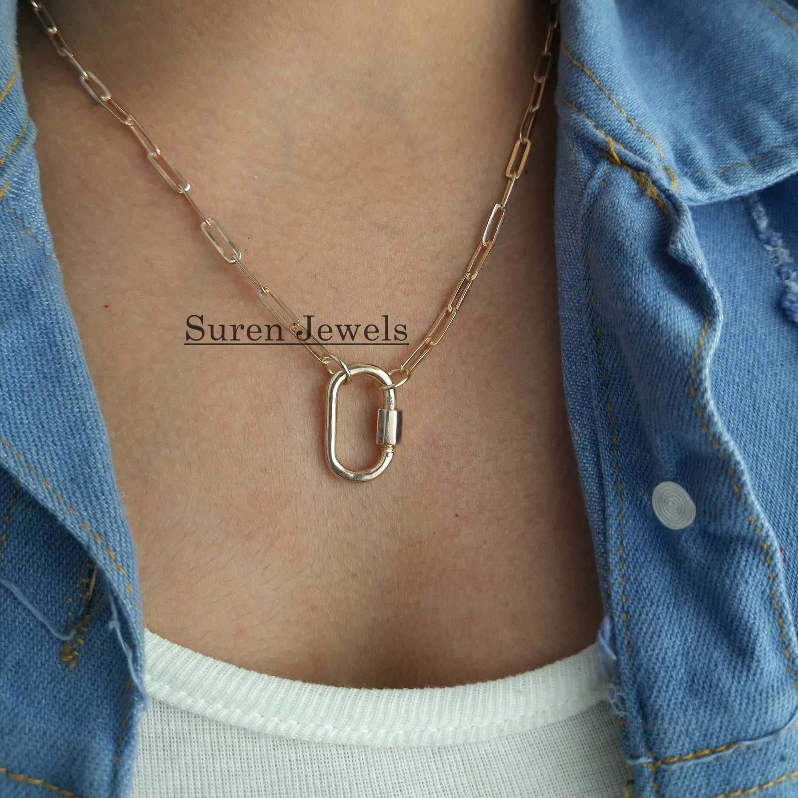 9k Gold Carabiner Lock Necklace: Paperclip Chain - View 3 - Suren Jewels | SKU: SJC130-9KYG-N47-18I 9k Gold Carabiner Lock Necklace: Paperclip Chain - View 3 - Suren Jewels | SKU: SJC130-9KYG-N47-18I