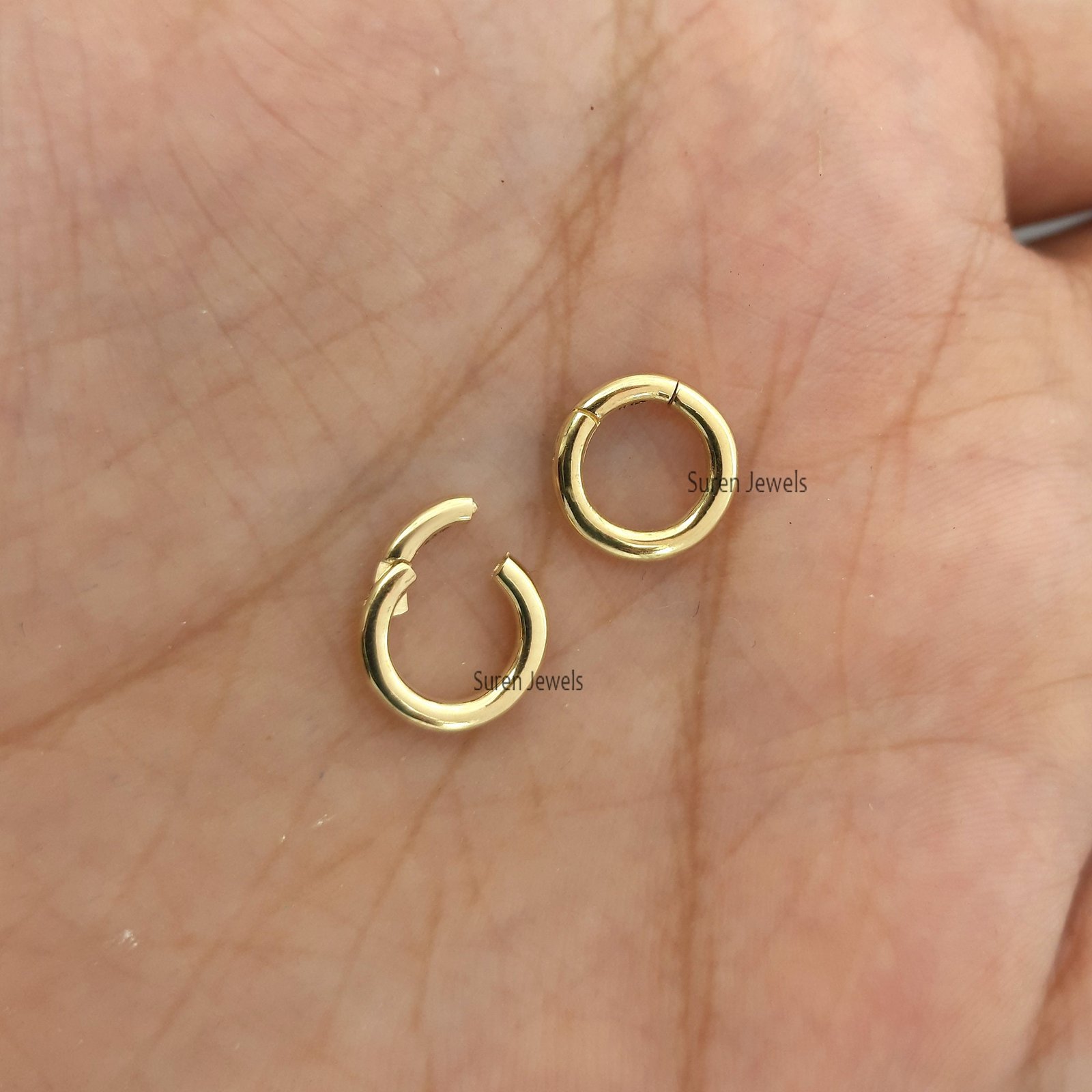 9k Gold Circle Charm Holder: Enhancer Connector (10mm) - View 6 - Suren Jewels | SKU: SJP482-9KYG-10M 9k Gold Circle Charm Holder: Enhancer Connector (10mm) - View 6 - Suren Jewels | SKU: SJP482-9KYG-10M