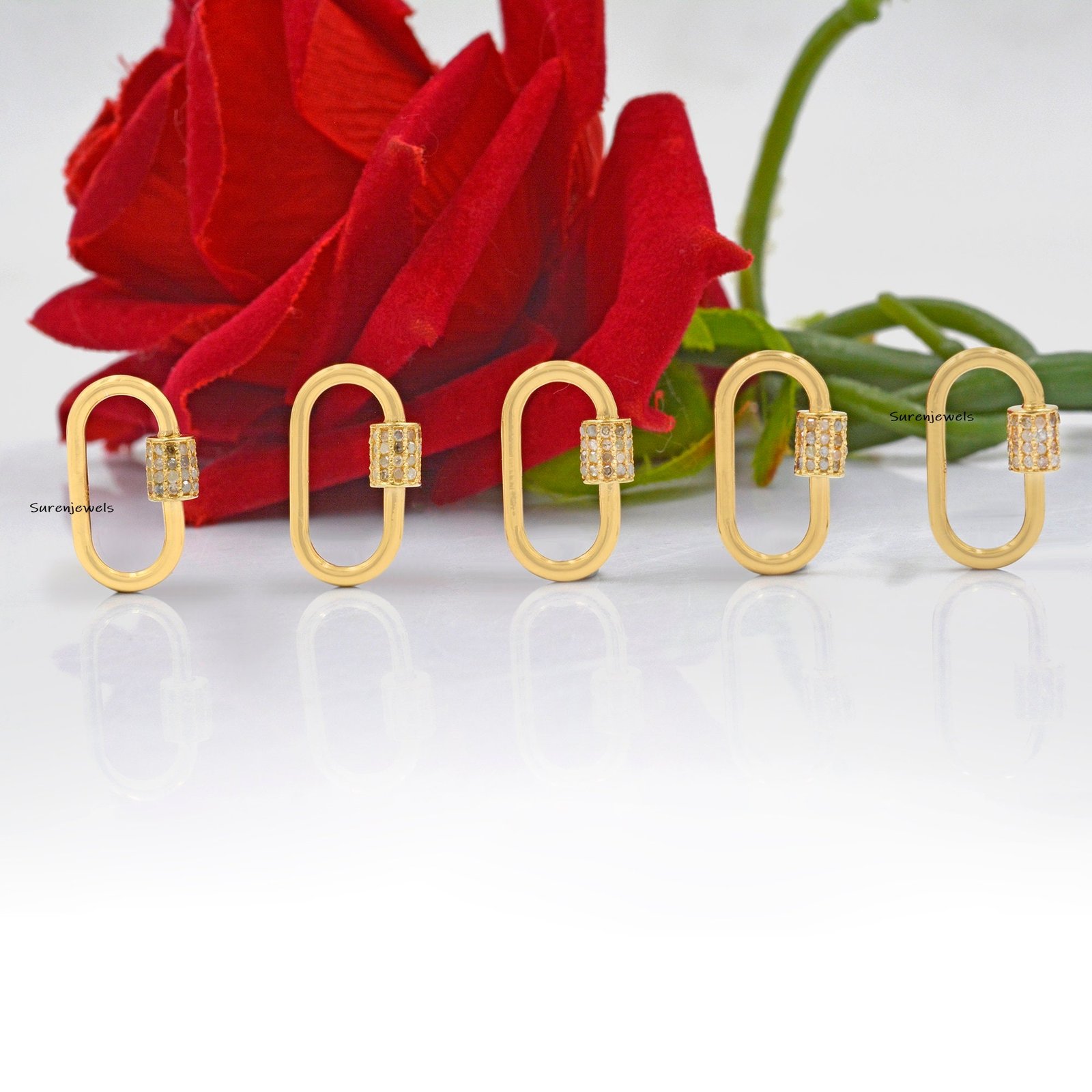 9K Gold Emerald Carabiner Lock - View 4 - Suren Jewels | SKU: SJC131-9KYG 9K Gold Emerald Carabiner Lock - View 4 - Suren Jewels | SKU: SJC131-9KYG