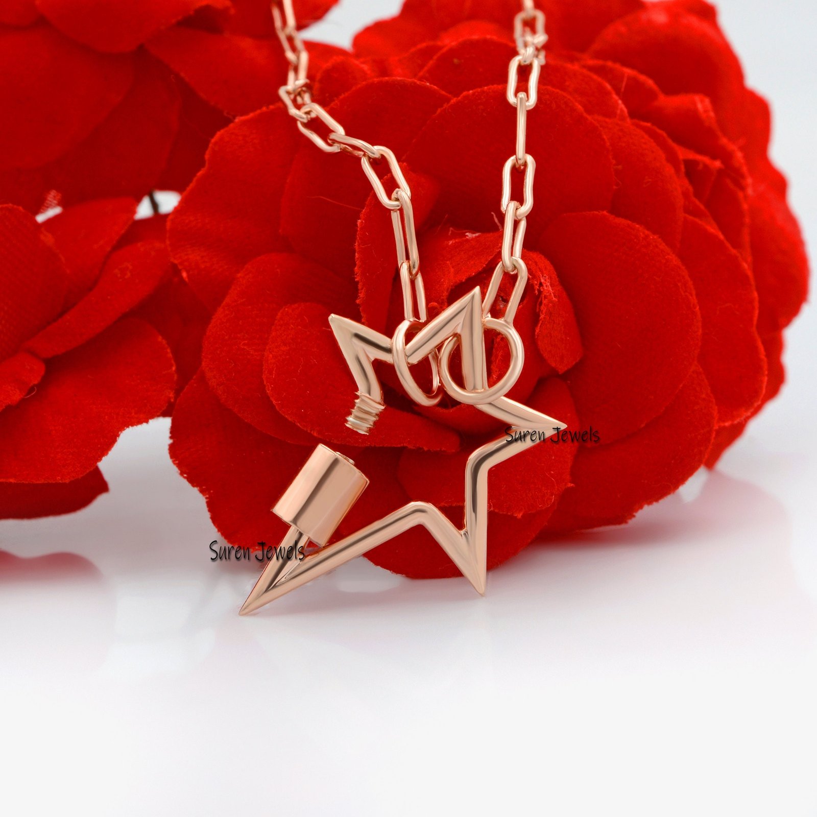 9K Gold Star Carabiner Lock Pendant Necklace - Suren Jewels | SKU: SPC20-9KYG-N36-18I 9K Gold Star Carabiner Lock Pendant Necklace - Suren Jewels | SKU: SPC20-9KYG-N36-18I