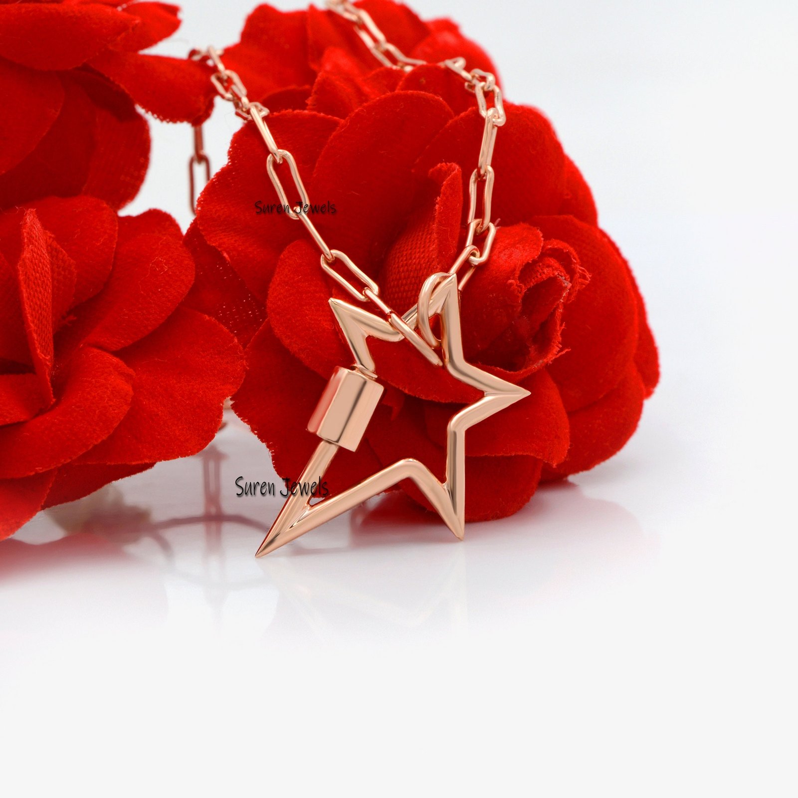 9K Gold Star Carabiner Lock Pendant Necklace - View 2 - Suren Jewels | SKU: SPC20-9KYG-N36-18I 9K Gold Star Carabiner Lock Pendant Necklace - View 2 - Suren Jewels | SKU: SPC20-9KYG-N36-18I
