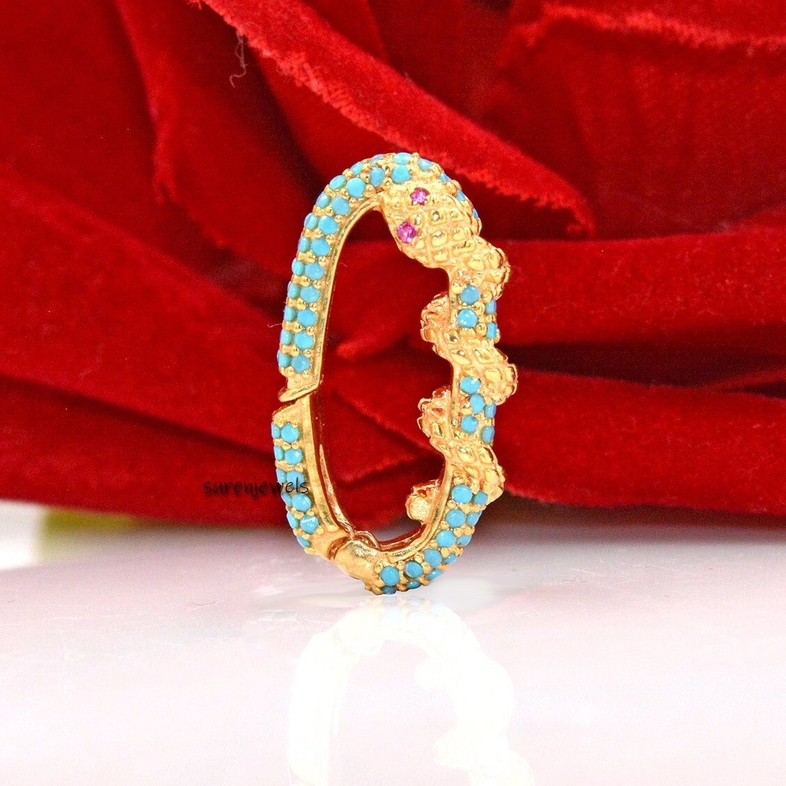 Diamond Snake Charm 14k Gold Enhancer - Suren Jewels | SKU: SJP1136-SLRHYGRU-22M Diamond Snake Charm 14k Gold Enhancer - Suren Jewels | SKU: SJP1136-SLRHYGRU-22M