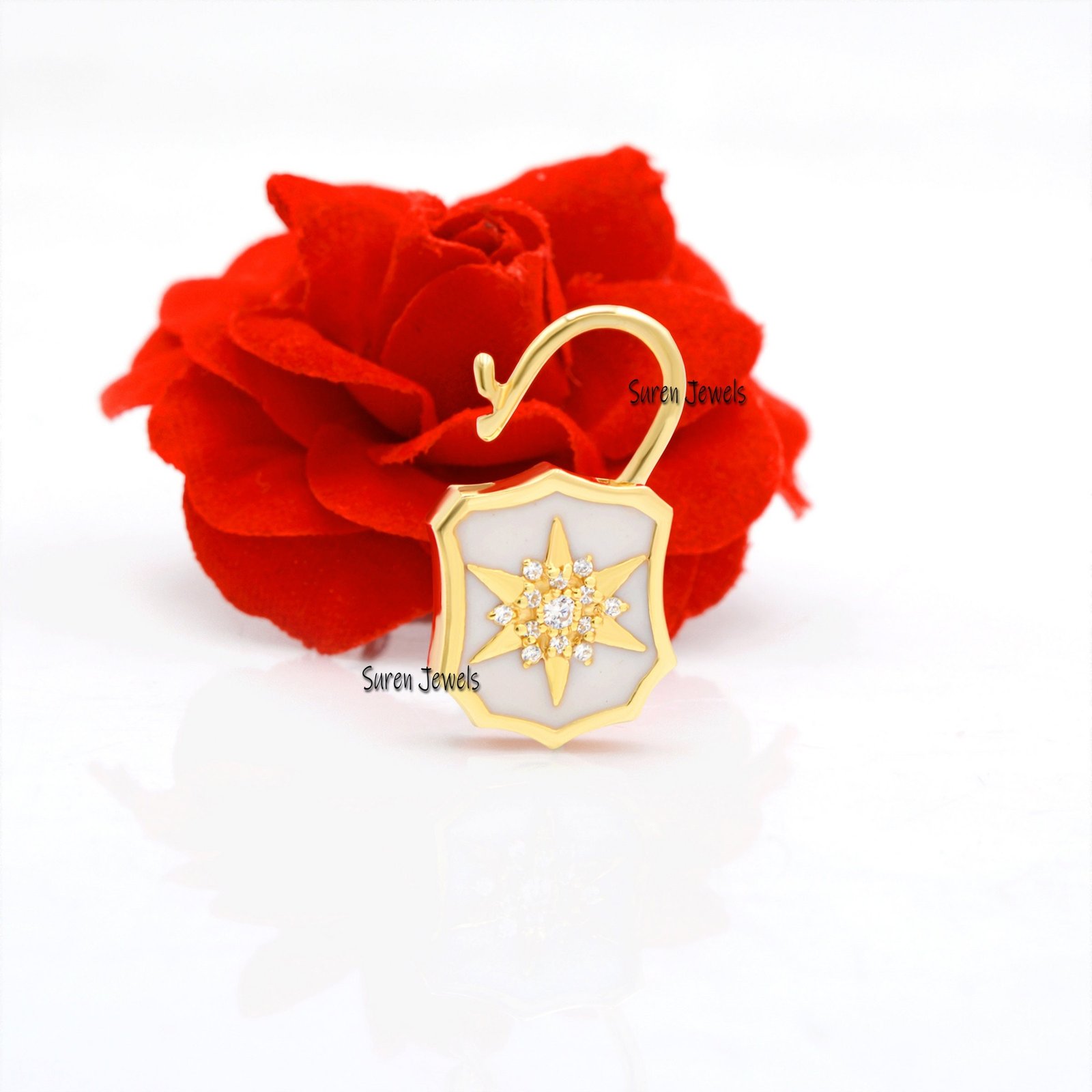 Enamel Starburst 925 Silver Padlock Pendant: Cubic Zircon Gemstone - View 7 - Suren Jewels | SKU: SJP499-SLRGELBCZ-N47-18 Enamel Starburst 925 Silver Padlock Pendant: Cubic Zircon Gemstone - View 7 - Suren Jewels | SKU: SJP499-SLRGELBCZ-N47-18