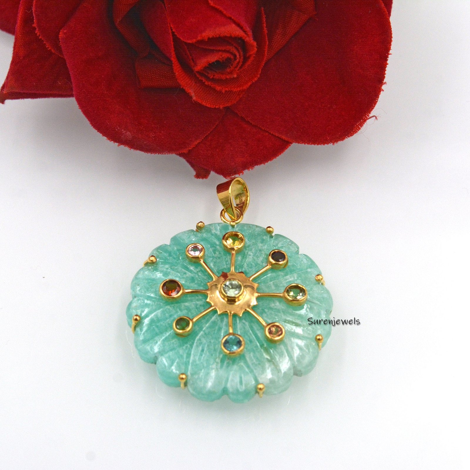 Hand Carved 14K Gold Flower Pendant: Gemstone Accent - View 4 - Suren Jewels | SKU: SJP1601 Hand Carved 14K Gold Flower Pendant: Gemstone Accent - View 4 - Suren Jewels | SKU: SJP1601