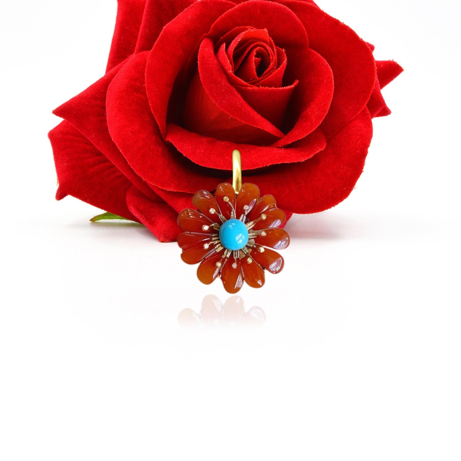 Hand Carved Gemstone Flower Pendant: 925 Silver - View 5 - Suren Jewels | SKU: SJP3519-SLYGOCNTQ-25M Hand Carved Gemstone Flower Pendant: 925 Silver - View 5 - Suren Jewels | SKU: SJP3519-SLYGOCNTQ-25M