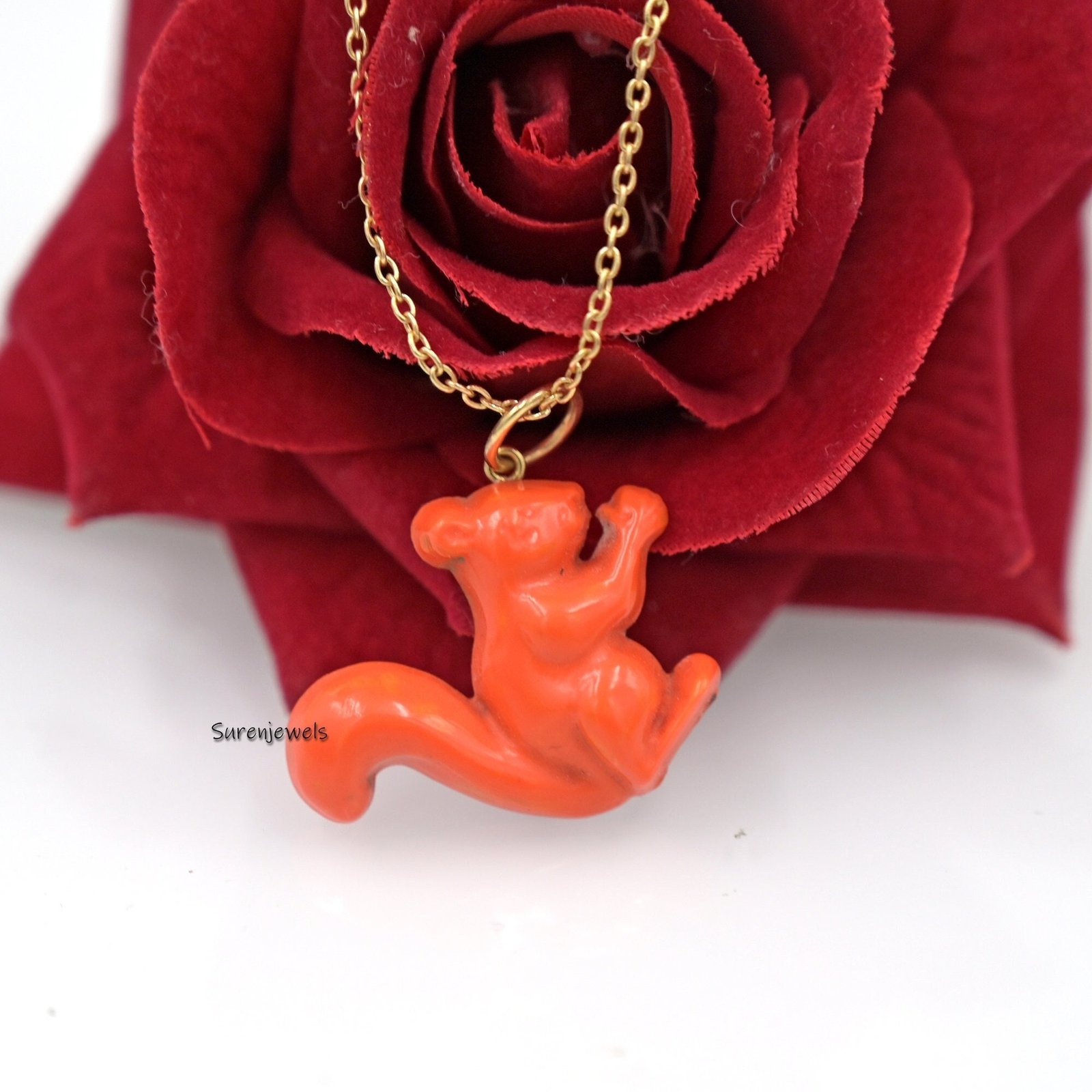 Hand Carving 14k Gold Gemstone Squirrel Pendant, Gemstone Squirrel Pendant - View 5 - Suren Jewels | SKU: SJP Hand Carving 14k Gold Gemstone Squirrel Pendant, Gemstone Squirrel Pendant - View 5 - Suren Jewels | SKU: SJP