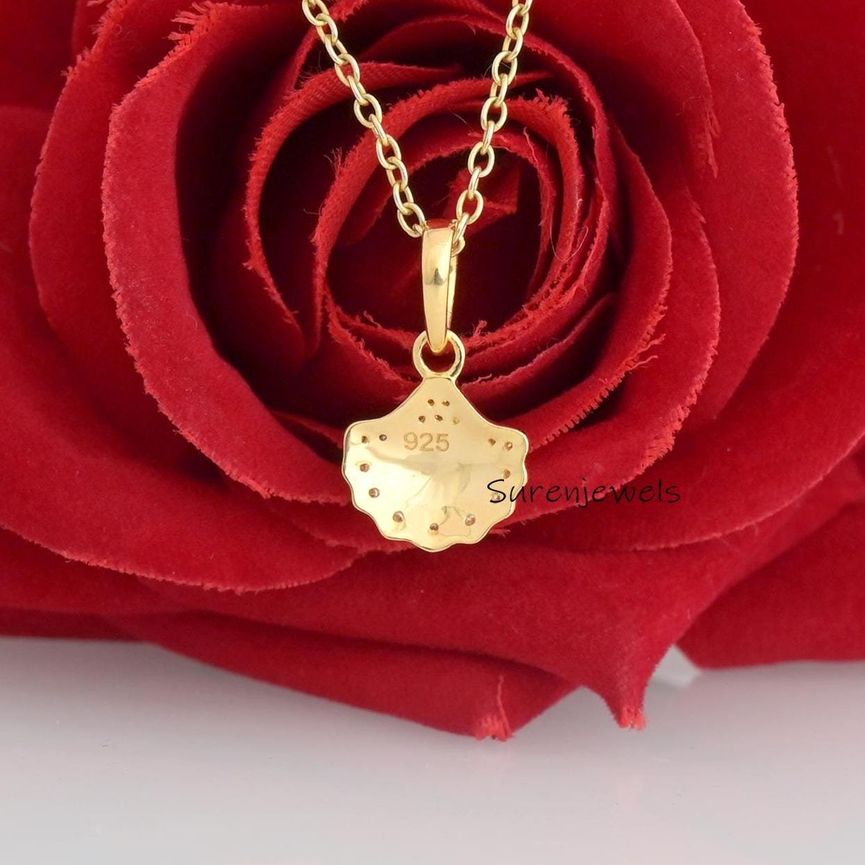Handmade 14k Gold Scallop Shell Pendant: Dainty Fluted Charm - View 3 - Suren Jewels | SKU: SJP2696-SLYG 16mm Handmade 14k Gold Scallop Shell Pendant: Dainty Fluted Charm - View 3 - Suren Jewels | SKU: SJP2696-SLYG 16mm