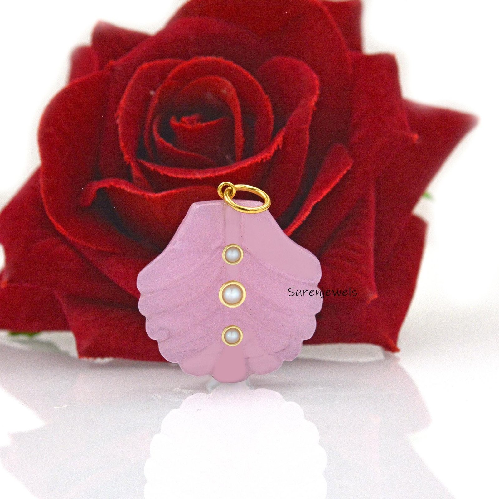 Handmade Gemstone Sea Shell Pendant: Carved Beach Charm - Suren Jewels | SKU: SJP1167-SLYGRQ Handmade Gemstone Sea Shell Pendant: Carved Beach Charm - Suren Jewels | SKU: SJP1167-SLYGRQ