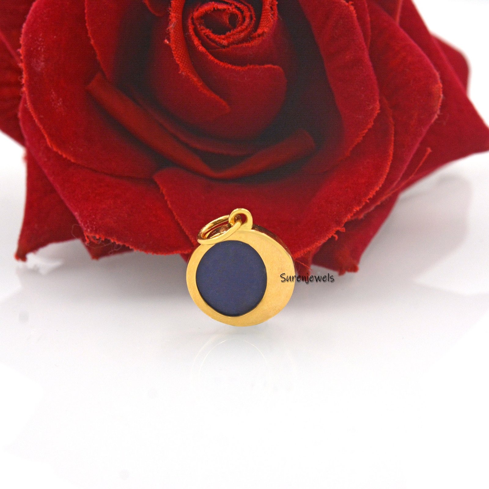 Lapis Lazuli Star Moon 925 Silver Pendant: Moissanite Celestial Disc - View 4 - Suren Jewels | SKU: SJP1296-SLYGDITQ-20M Lapis Lazuli Star Moon 925 Silver Pendant: Moissanite Celestial Disc - View 4 - Suren Jewels | SKU: SJP1296-SLYGDITQ-20M