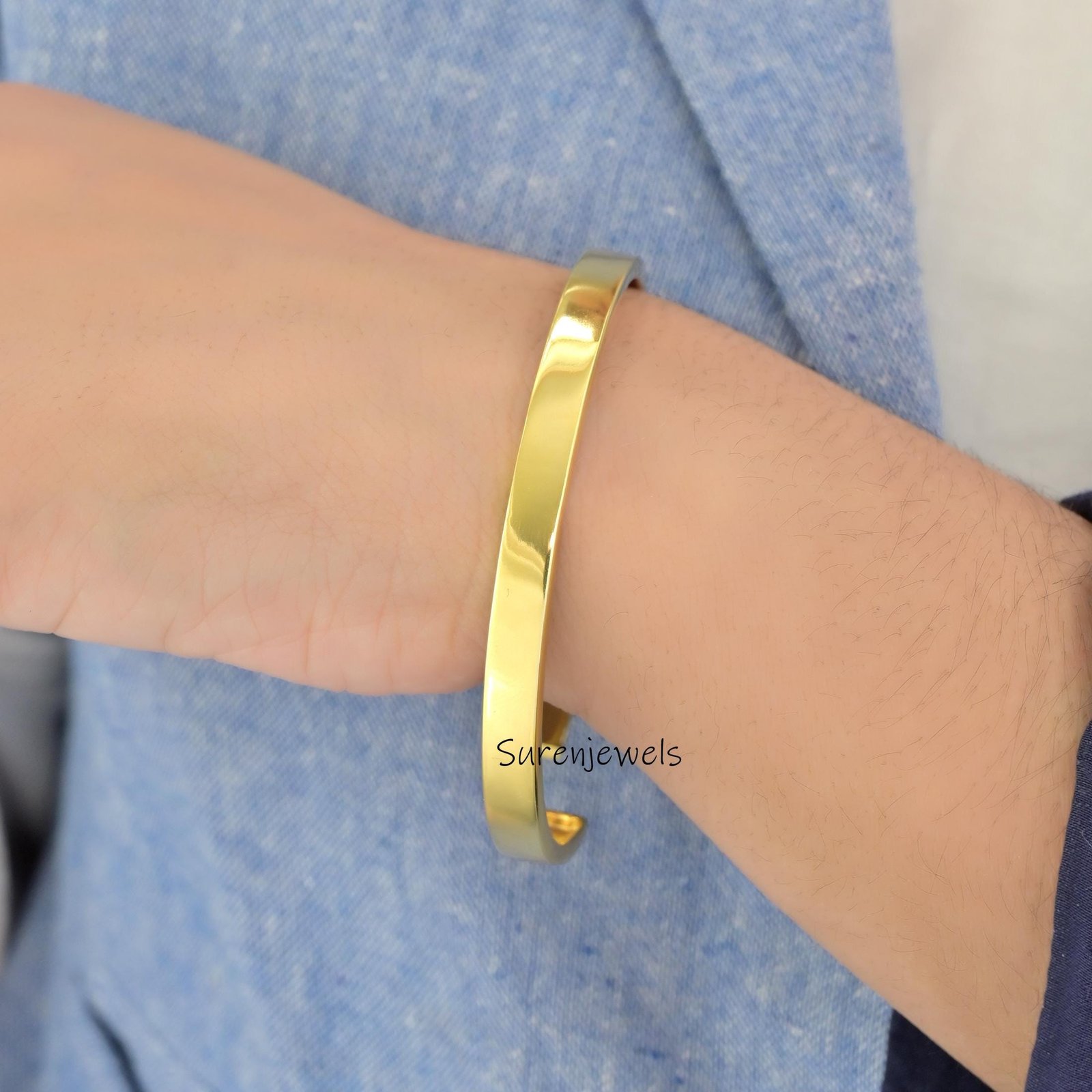 Solid 14k Gold Hinged Bangle Bracelet, Handmade - View 6 - Suren Jewels | SKU: SJB350-SLYG-7I Solid 14k Gold Hinged Bangle Bracelet, Handmade - View 6 - Suren Jewels | SKU: SJB350-SLYG-7I