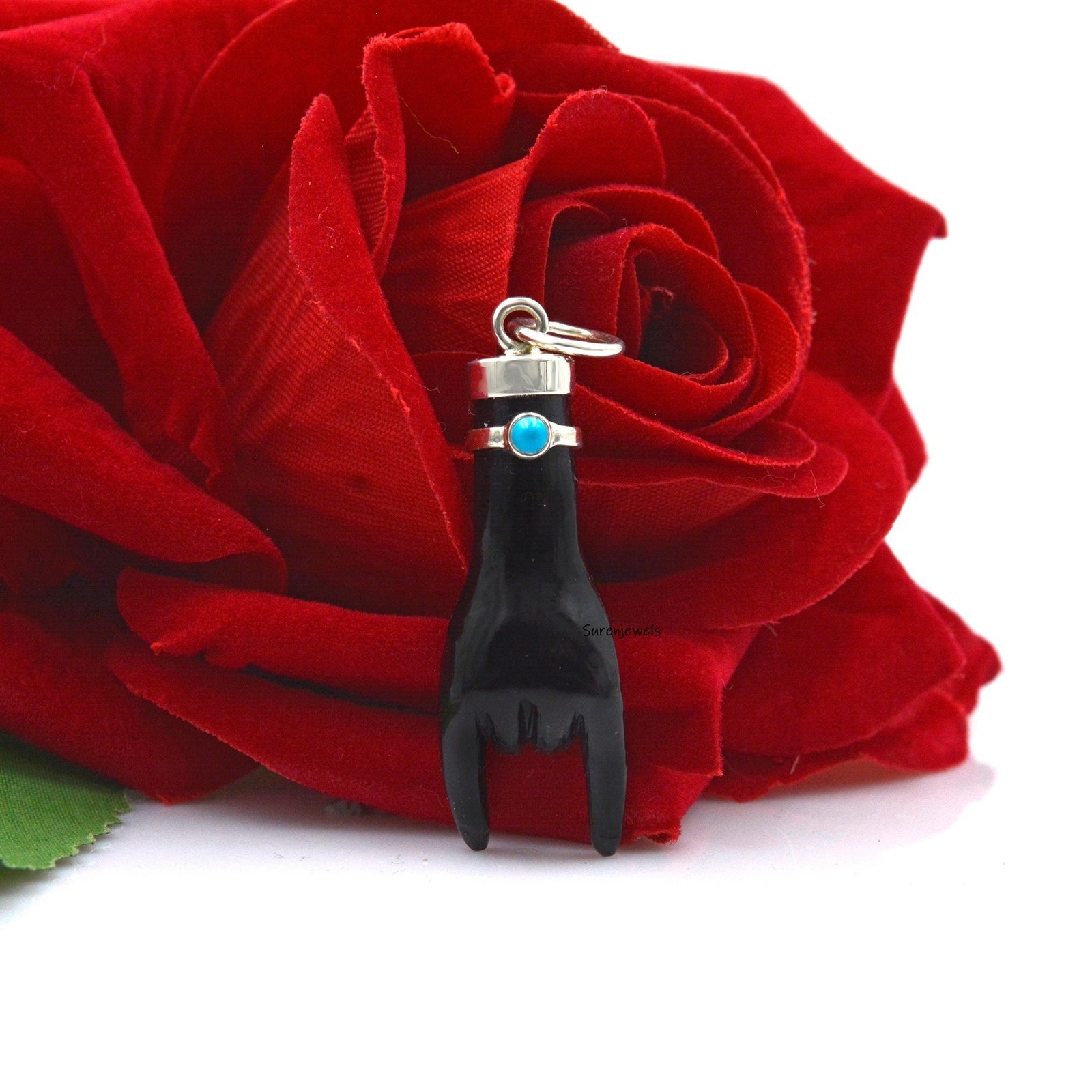 Sterling Silver Figa Hand Pendant: Coral & Turquoise Gemstone Charm - View 4 - Suren Jewels | SKU: SJP1049-SLNSMSTQ Sterling Silver Figa Hand Pendant: Coral & Turquoise Gemstone Charm - View 4 - Suren Jewels | SKU: SJP1049-SLNSMSTQ