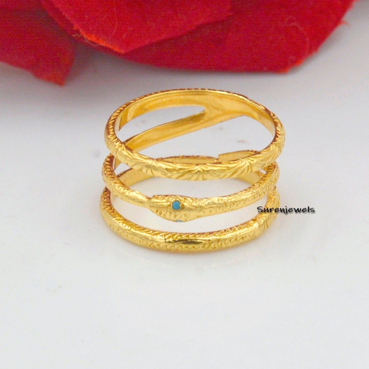 Sterling Silver Ouroboros Snake Ring: Infinity Talisman - Suren Jewels | SKU: SJR915-SLYGTQ-US-7 Sterling Silver Ouroboros Snake Ring: Infinity Talisman - Suren Jewels | SKU: SJR915-SLYGTQ-US-7