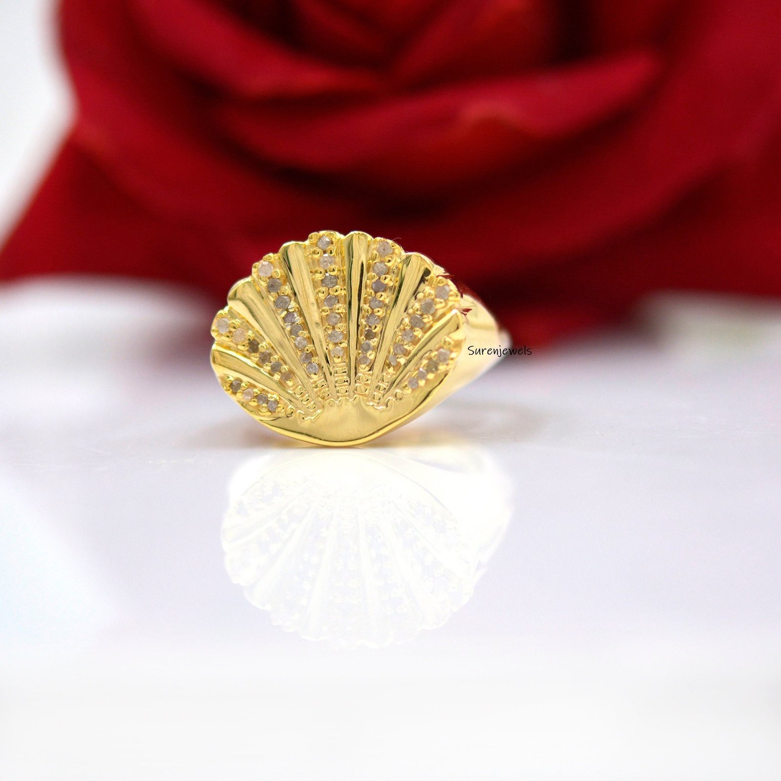 Sunrise Shell 14k Gold Ring: Hammered Hawaii Seashell Ring - Suren Jewels | SKU: SJR932-SLYGDI-US-8 Sunrise Shell 14k Gold Ring: Hammered Hawaii Seashell Ring - Suren Jewels | SKU: SJR932-SLYGDI-US-8