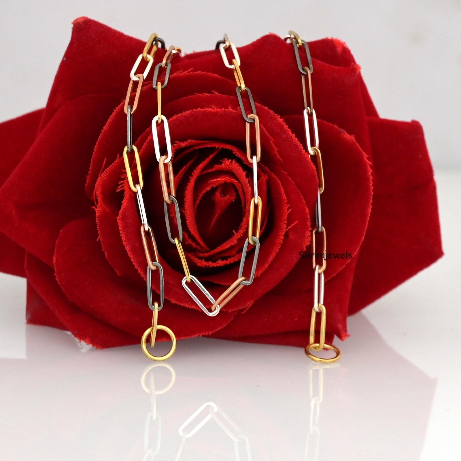 Two-Tone 925 Silver Paperclip Chain Necklace - Suren Jewels | SKU: SJN27/ G1-SLNSYGRHRG-10M-18I Two-Tone 925 Silver Paperclip Chain Necklace - Suren Jewels | SKU: SJN27/ G1-SLNSYGRHRG-10M-18I